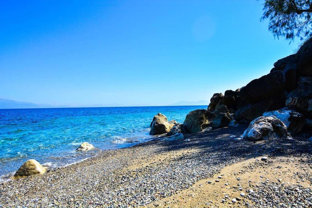 Aigli Luxurious Villa Kato Pitsa Exterior photo
